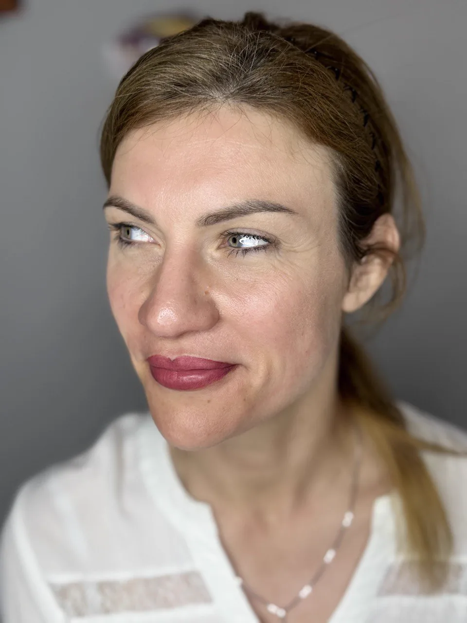 Efekt makijażu permanentnego brwi i ust - naturalny rezultat · Permanent Guru Poznań